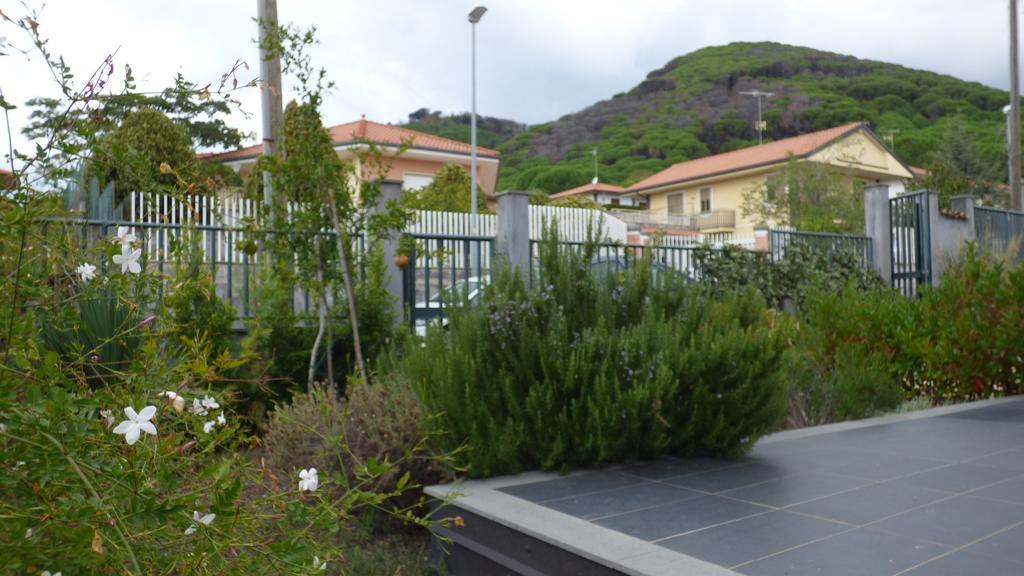 Etna Holiday Home Nicolosi Exteriör bild